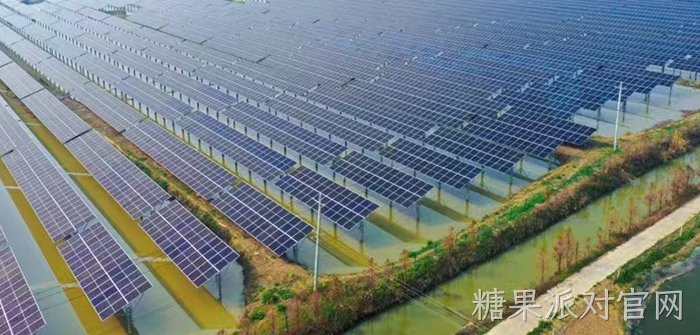糖果派对官网能源发展-湖北荆州公安国开君能渔光互补光伏发电项目